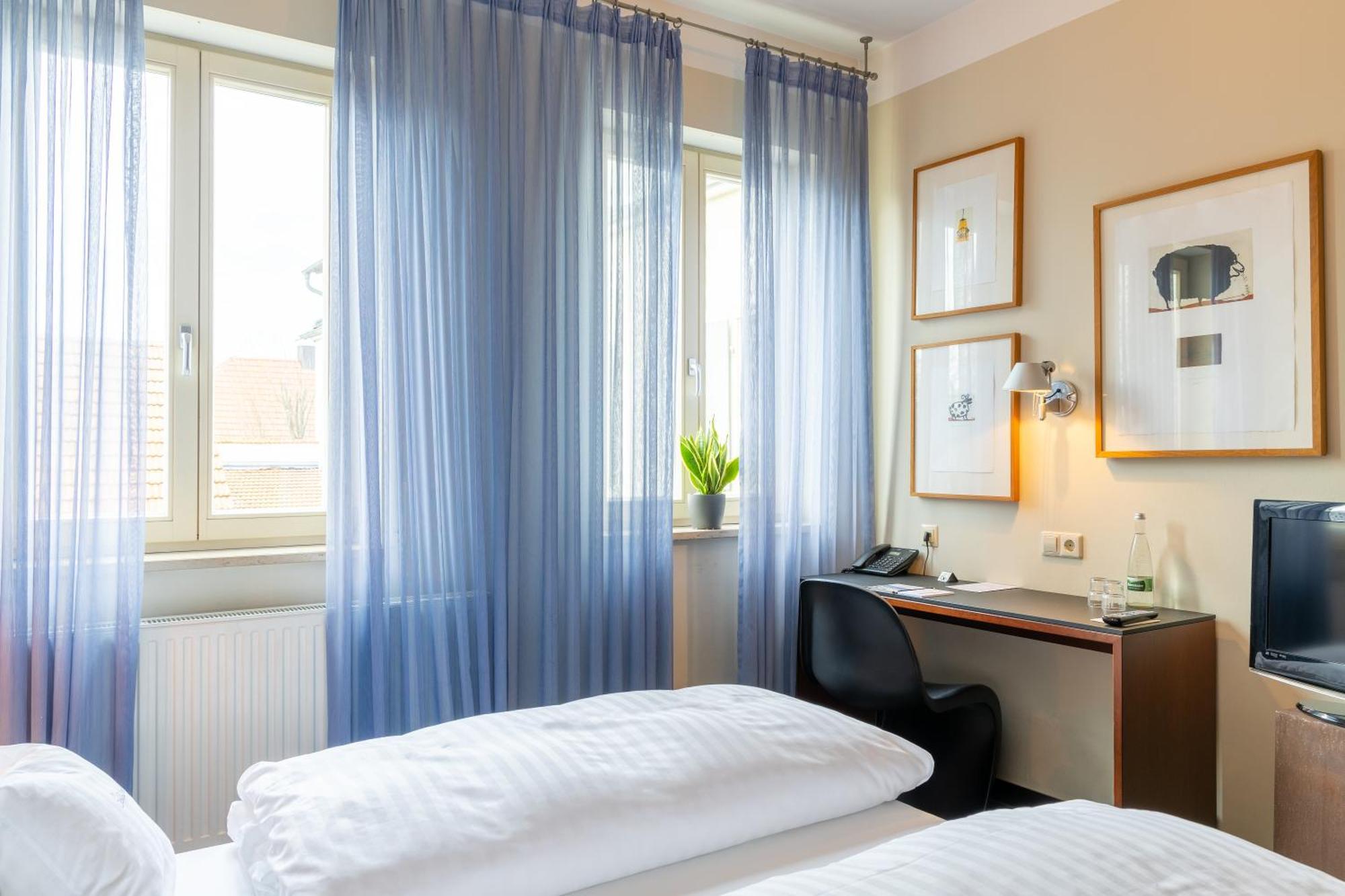Romantikhotel Rebstock Art & Design Kehl Exterior foto